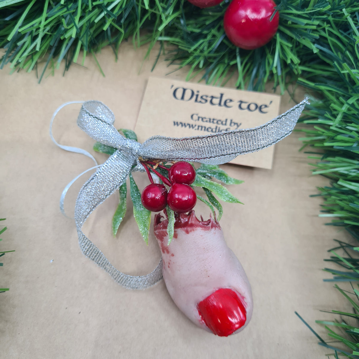 Gore-naments